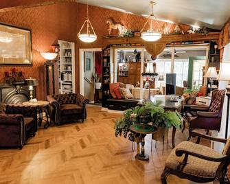 Montgomery Inn Bnb - Versailles