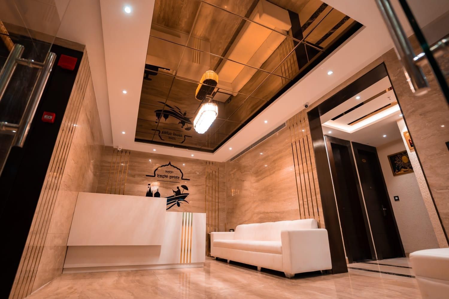 Hotel Kashi Pride - فاراناسي - مطعم