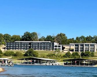 Lake Norfork Resort - Henderson - Building
