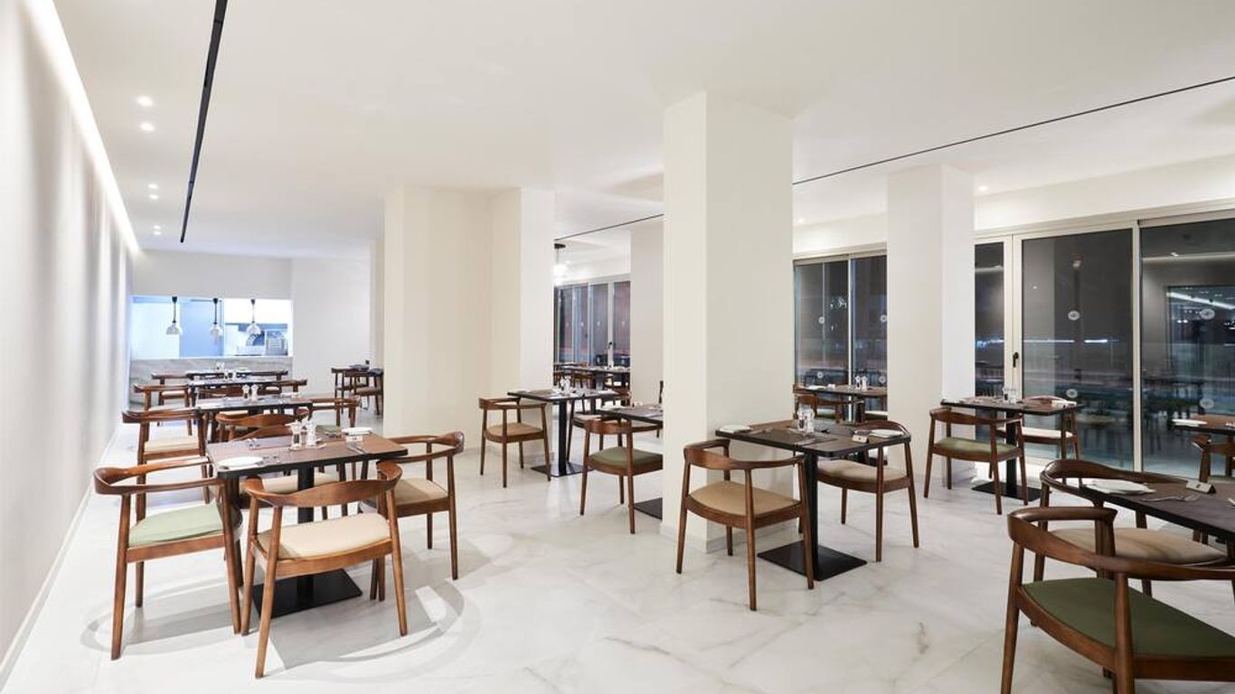 Maris Grand Waterpark Resort