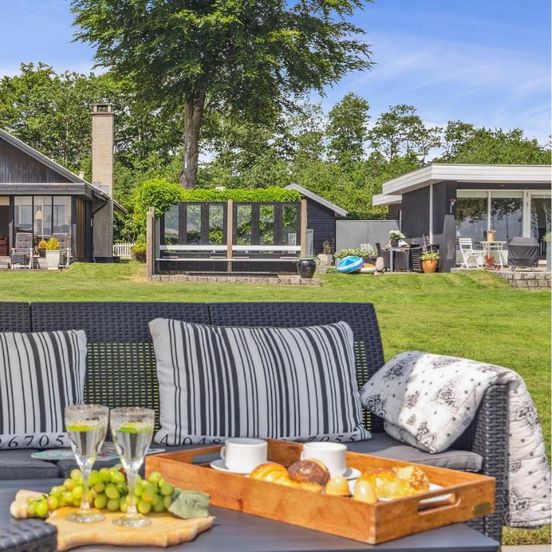 Amazing Home In Sunds With Lake View – Karup
