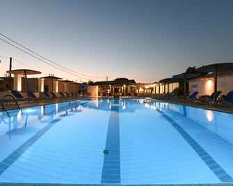 Corfu Sungate Hotel - 斯達林