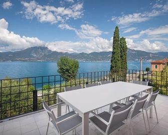Apartment Frader Otto With Lake View - Torri Del Benaco - Balcone