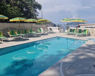 Hotel Da Maria - Ischia - Piscina
