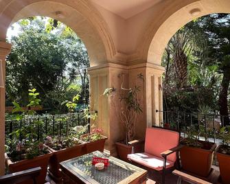 Babil Bahçeleri Butik Hotel & Cafe - Lápithos - Балкон