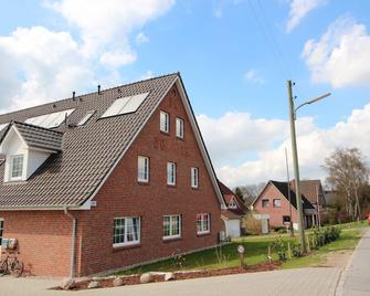 1 - room apartment Kelli`s Schwalbennest - Hamburgo - Edificio