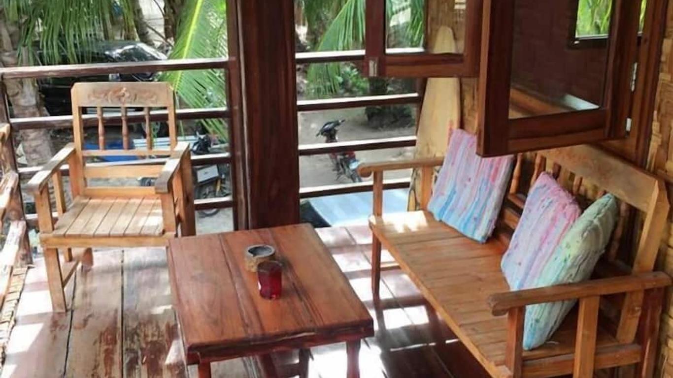 Big 9 Hostel & Room