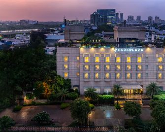 بارك بلازا جورجين - جورجاون - مبنى