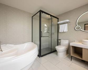 Greentree Inn Henan Shangqiu Sui County Suizhou Avenue Beihu Business Hotel - Shangqiu - Bedroom