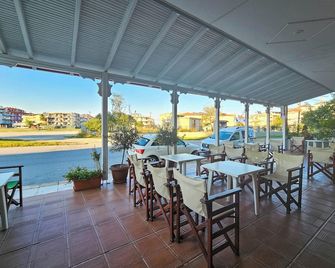 Niki Hotel Paralia - Paralia - מסעדה
