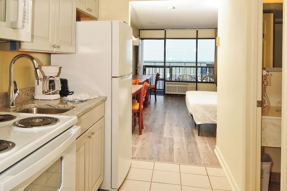 هوليداي ساندز ساوث - ميرتل بيتش - مطبخ