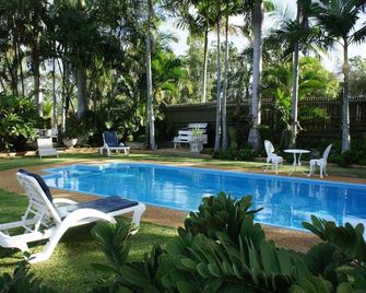Cleveland Motor Inn - Cleveland - Zwembad