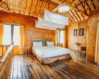 Bukit Alamanda Resort - Garut - Chambre