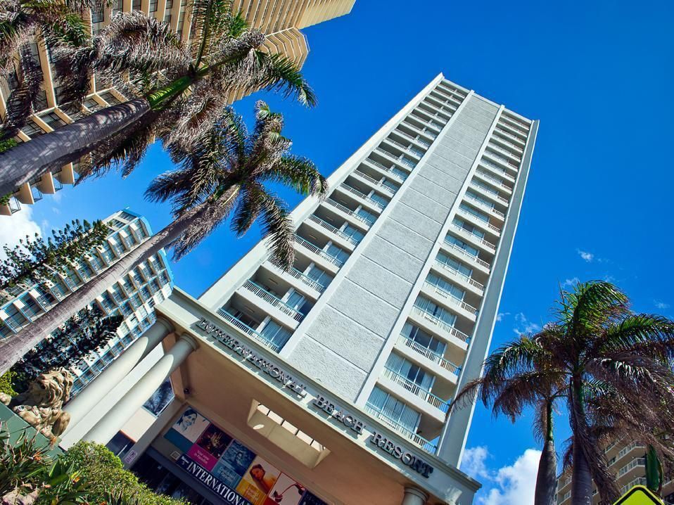 Meriton Suites Surfers Paradise - סרפרז פרדייז - בניין