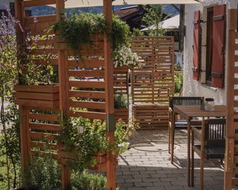 Beim Nuihausa - Reit im Winkl - Innenhof