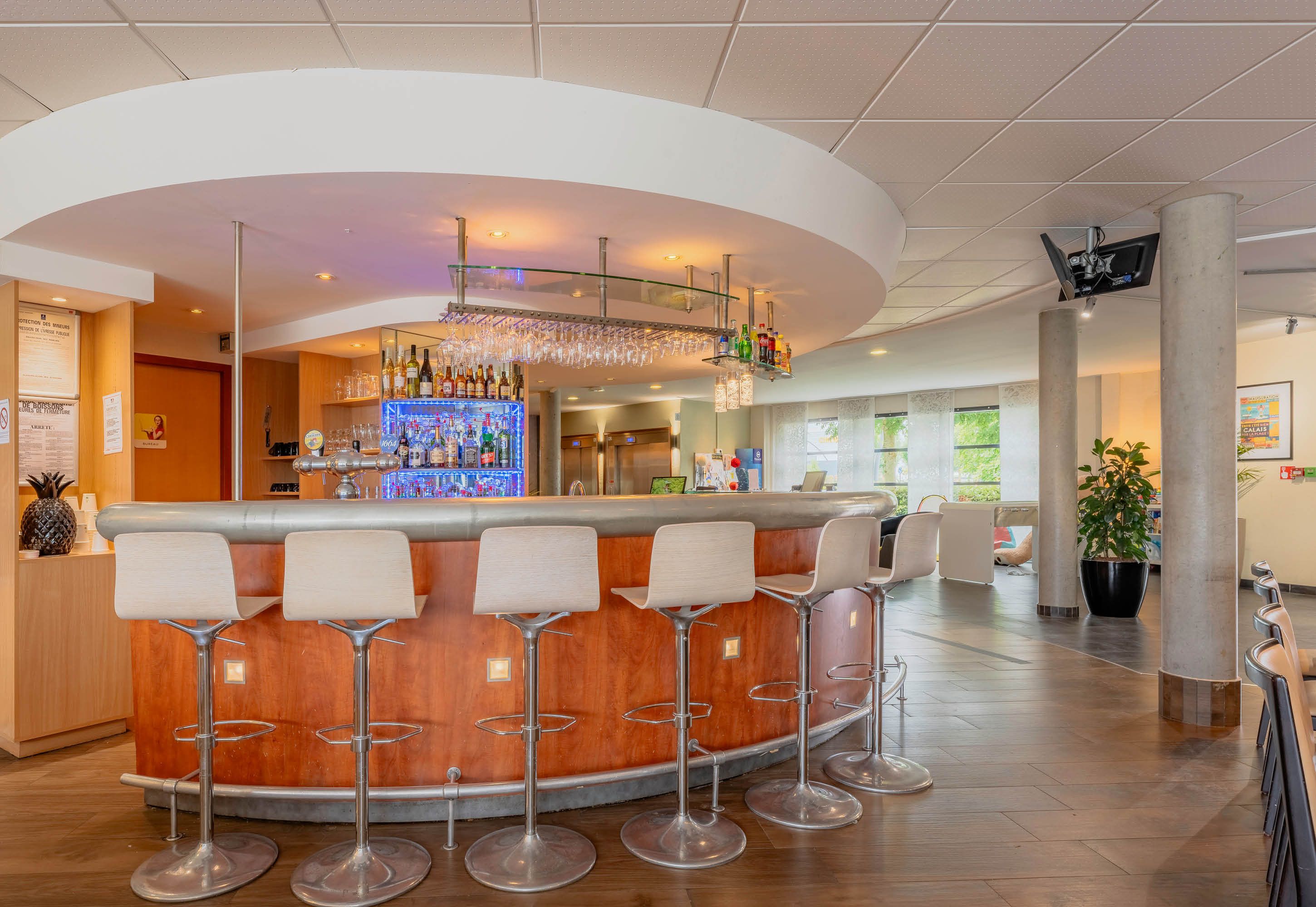 B&B HOTEL Calais Terminal Cité Europe 4 étoiles