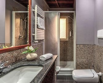 Hotel Madison - Rome - Bathroom