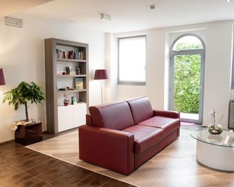 Hotel Corte Del Paggio - Valeggio sul Mincio - Obývací pokoj