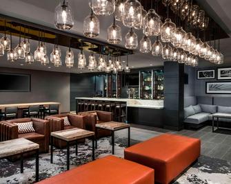 Four Points by Sheraton San Rafael Marin County - San Rafael - Sala d'estar