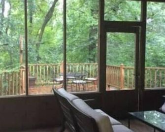 The Bridge: Melody House - Saint Francisville - Balkon