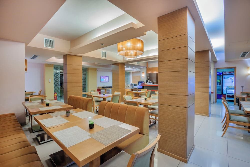 بيفكا هوتل - ثيسالونيكي - مطعم