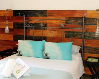 iNkosi Eco Lodge - Cape Town - Bedroom