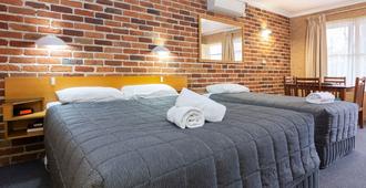 Cedar Lodge Motel - Armidale - Yatak Odası