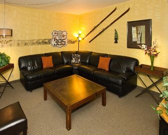 Moderne Hostel - Mammoth Lakes - Wohnzimmer