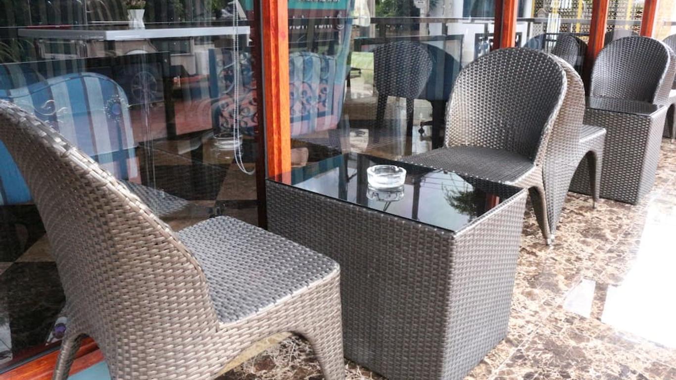 مافيريك راتشادا