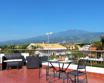 Le Ville della Contea - Mascali - Balkón