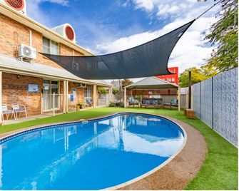 Shearing Shed Motor Inn - Dubbo - Pool