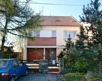 Apartman Na Jizni - Olomouc - Edificio