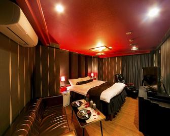 Sendai Hotel Renaissance (Adult Only) - Sendai - Bedroom