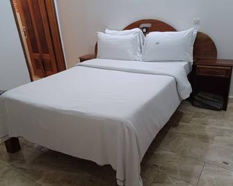 La Mboroise - Mboro - Habitación