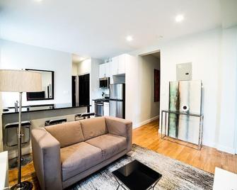 Heart Of Lower East Side 2br 1ba, Washer Dryer! - New York - Stue