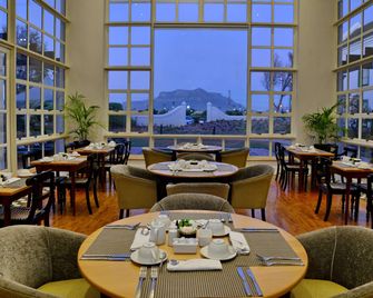 سيتي لودج هوتل جراند ويست - كابي تاون - مطعم