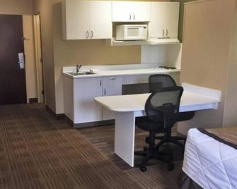 Motel 6 Suites Rochester Greece, Ny - Rochester - Cocina