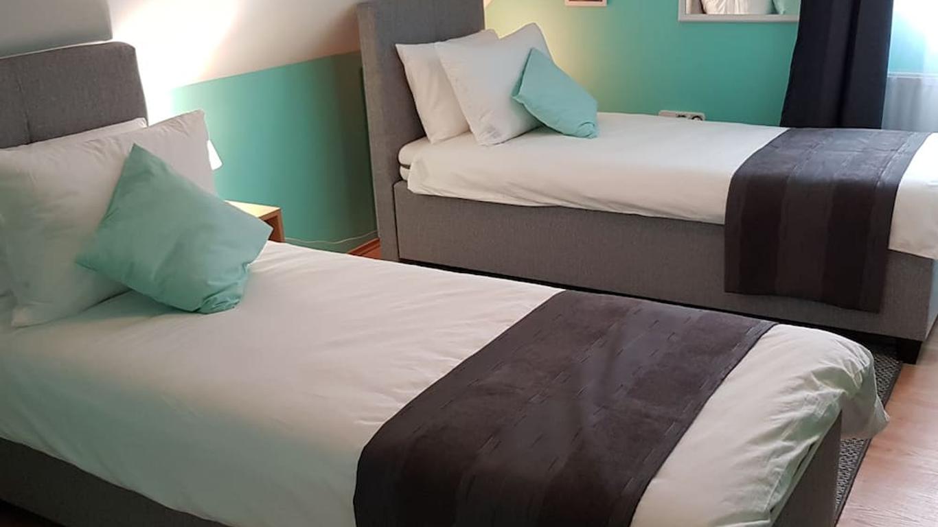 Joy Guesthouse