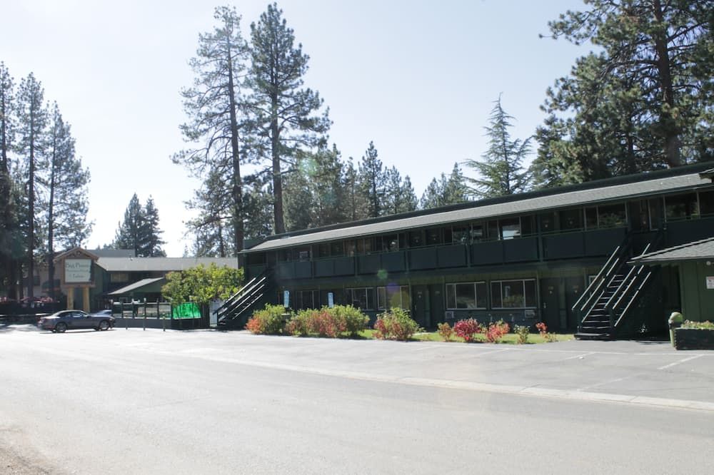 Big Pines Mountain House - סאות' לייק טאהו - בניין