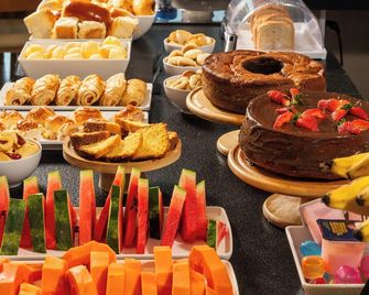 Avenida Palace Hotel - Mariana - Buffet