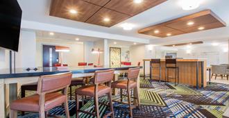 Holiday Inn Express & Suites - Albany Airport - Wolf Road, An IHG Hotel - Albany