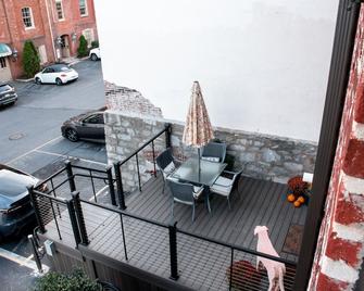 Sweet Lancaster Suite - Lancaster - Balcony