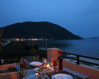 Hotel Grand Nefeli - Vasiliki - Balcony