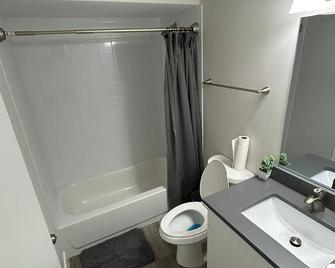 New Spacious 2 Bedroom 2 Bathroom - Sunrise