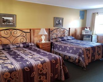 The Colonial Motel - Grand Gorge - Bedroom