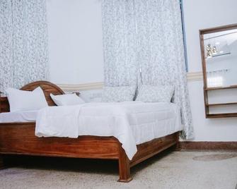 Spacious 3-bedroom apartment with AC, WiFi in charming Paje Zanzibar-Tanzania - Paje - Schlafzimmer