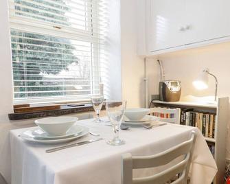 Fishermans Cottage - Conwy - Dining room