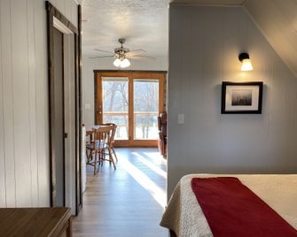 Calm Waters Resort - Branson - Soverom