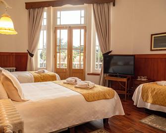 Hotel Plaza - Punta Arenas - Soverom