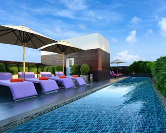 Citadines Sukhumvit 11 Bangkok - Bangkok - Pool